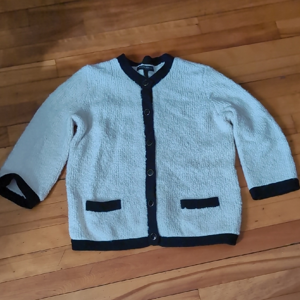 Banana Republic Women's Winter White and Black Button-Up Sweater/Jacket Knit